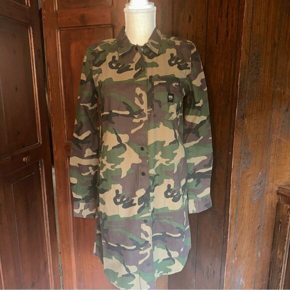 Vans Dresses & Skirts - Womens VANS Camouflage long sleeve shirt Dress with pockets XS